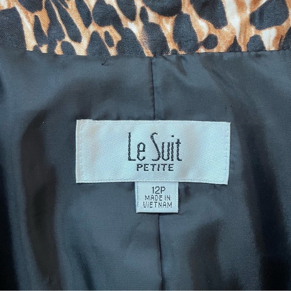 Vintage Leopard Print Double Breasted Blazer - Picture 6 of 11